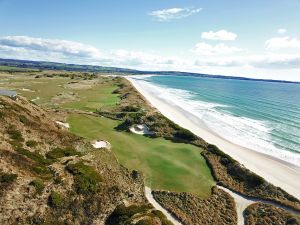 Barnbougle (Lost Farm) 15th Zoom Drone